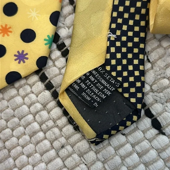 Tie - Picture 3 of 10